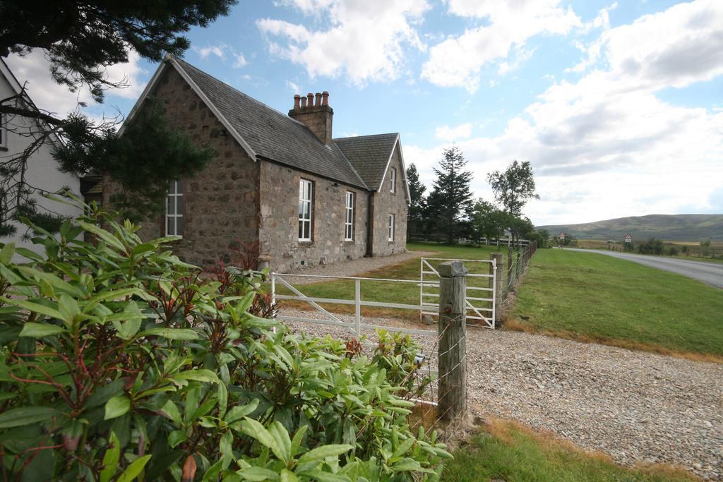 Dava School House Panzió Grantown-on-Spey Kültér fotó