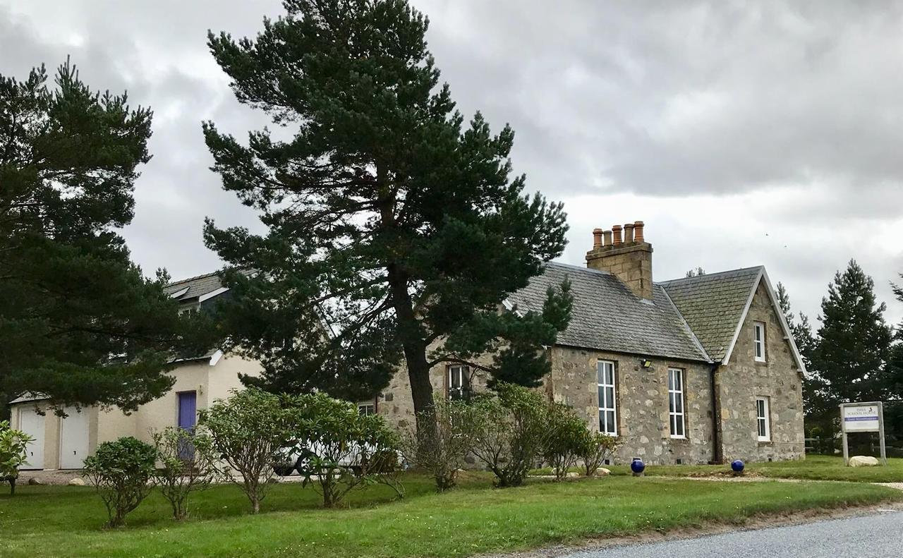 Dava School House Panzió Grantown-on-Spey Kültér fotó
